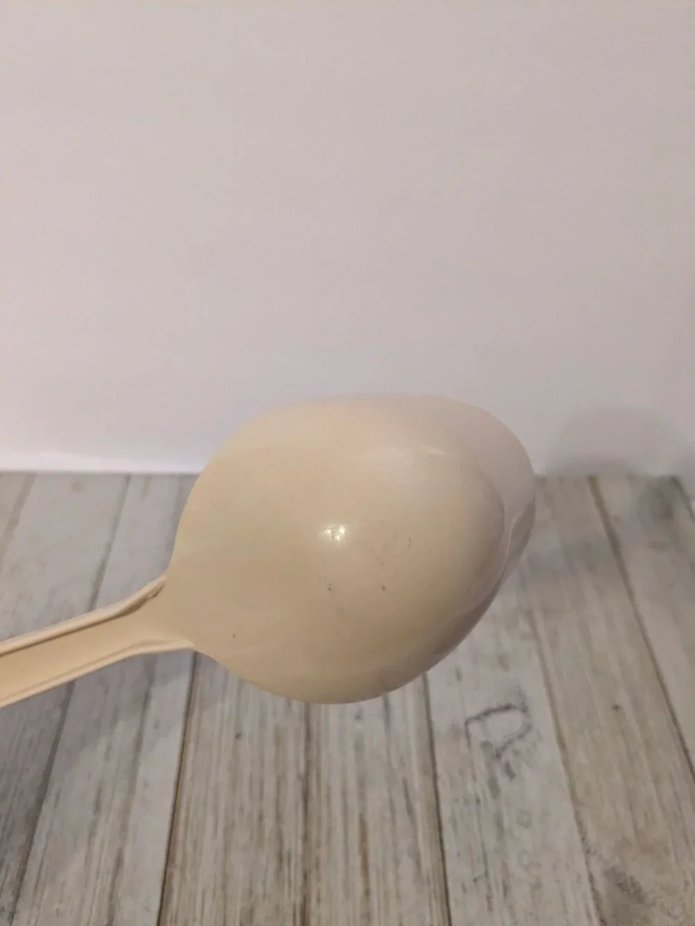 Vintage Tailor Made #1 Almond Nylon Plastic Ladle Dipper Spoon 10 1/2
